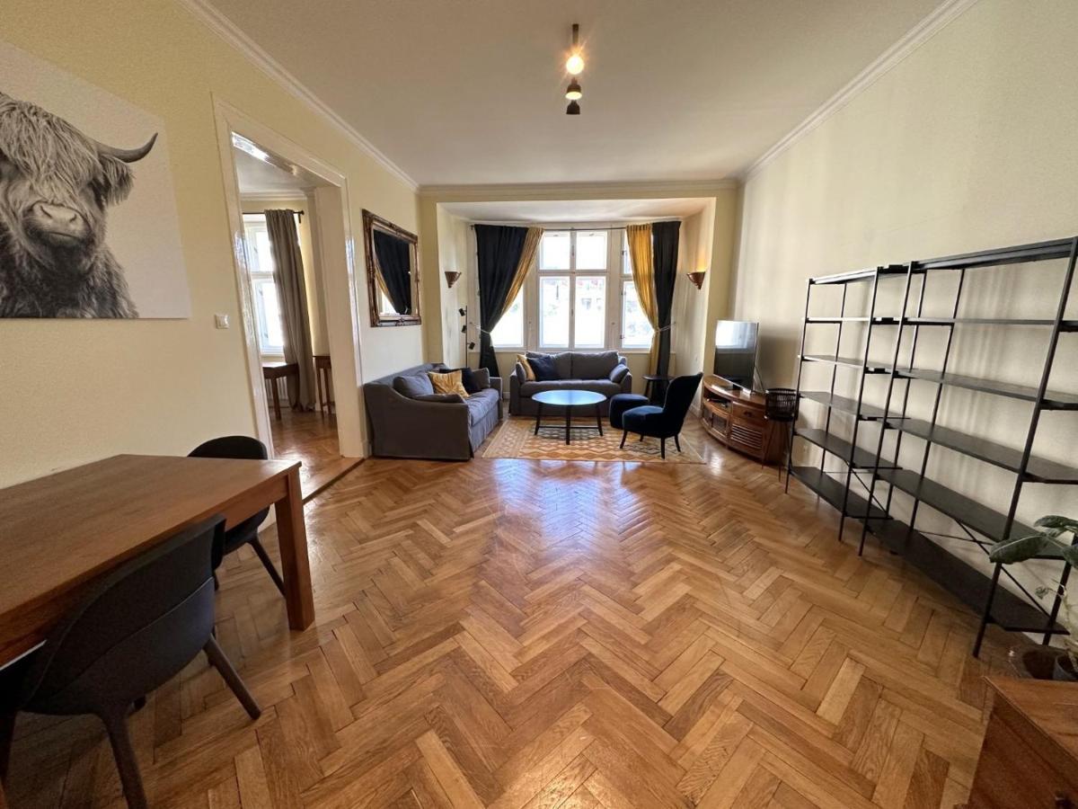 Gorkeho Apartment In City Centre Bratislava Extérieur photo